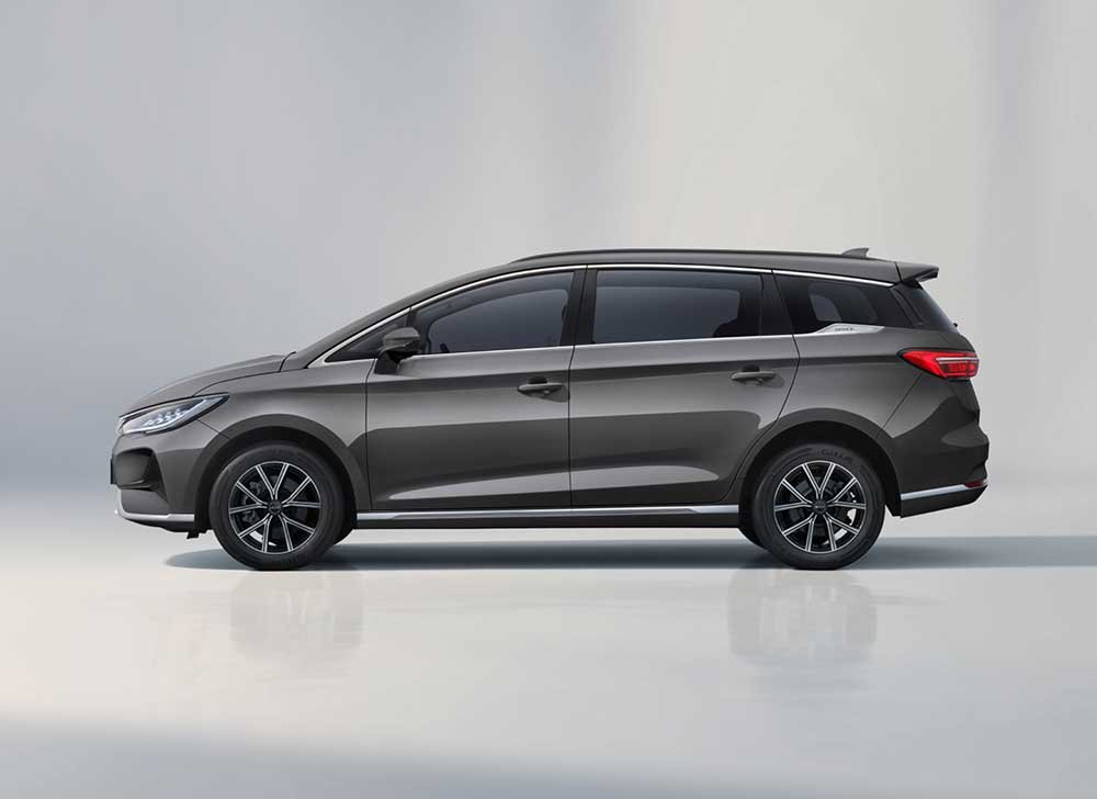 Harga BYD M6 Semarang